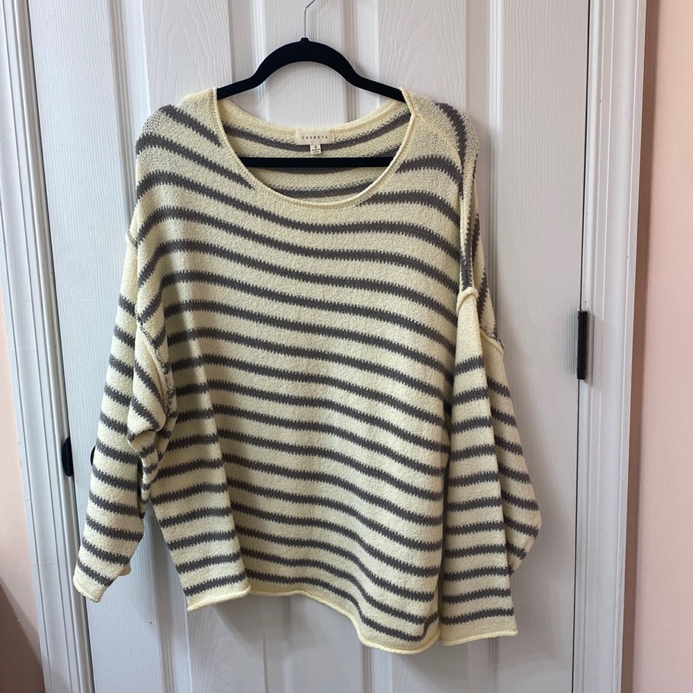 Promesa striped sweater